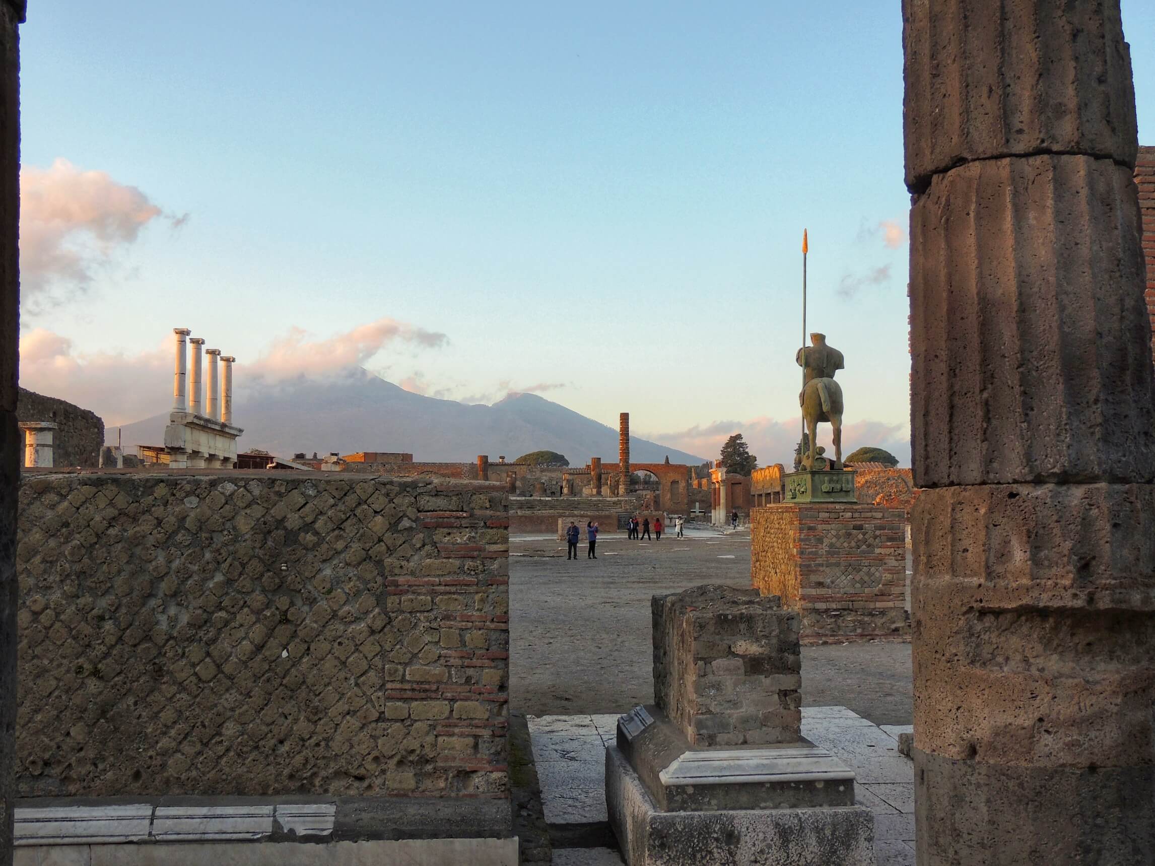 download pompeii vr