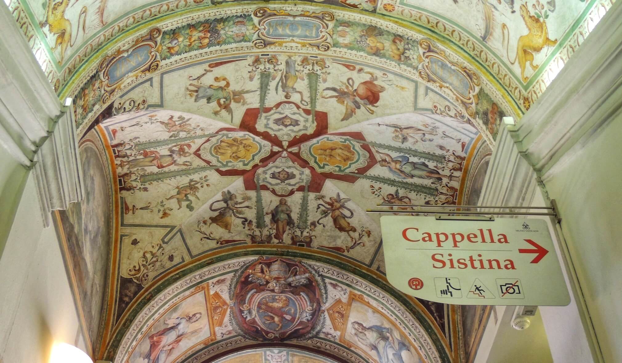 Private Essential Sistine Chapel, Vatican Museums & St. Peter's ...