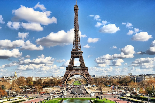 Paris Travel Guide