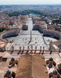 St. Peter’s Basilica Tour with Dome Climb and Papal Crypts