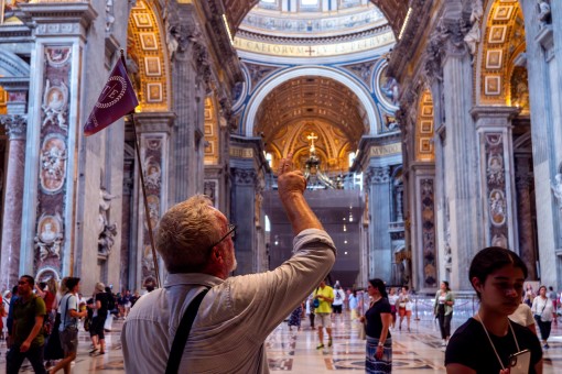 Early Morning Vatican with Sistine Chapel Semi-Private Tour