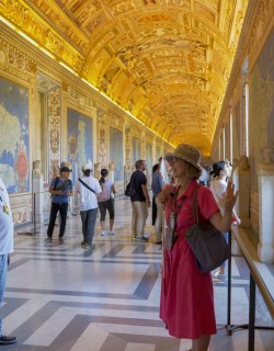 Private Essential Sistine Chapel, Vatican Museums & St. Peter's Basilica Tour