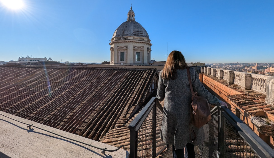 Explore the rooftop of the Basilica far away from the crowds